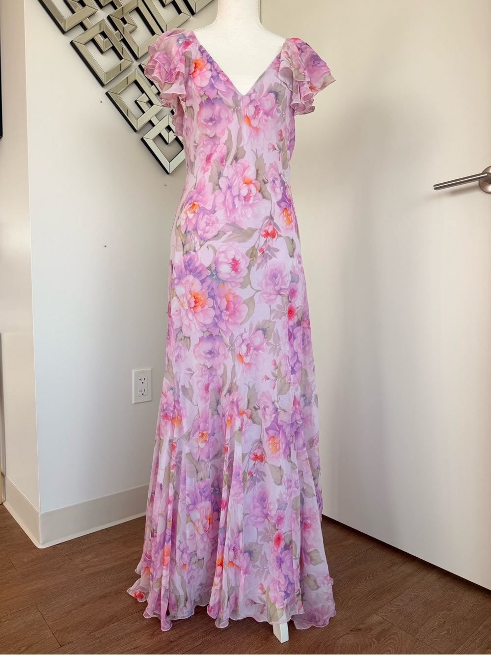 Mango Pastel Floral V-Neck Dress in Lavender and Pink - Picture 2 of 15